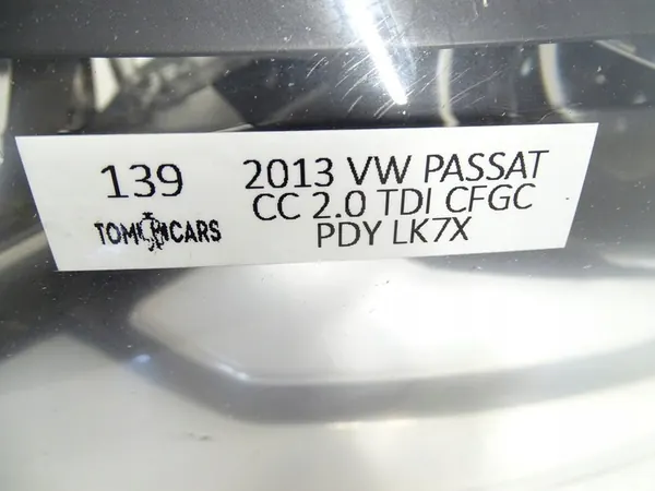 Vasen Etuvalaisin VW Passat CC Xenon image 6