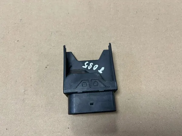Module de contrôle de pompe à carburant OEM 5Q0906093 image 3