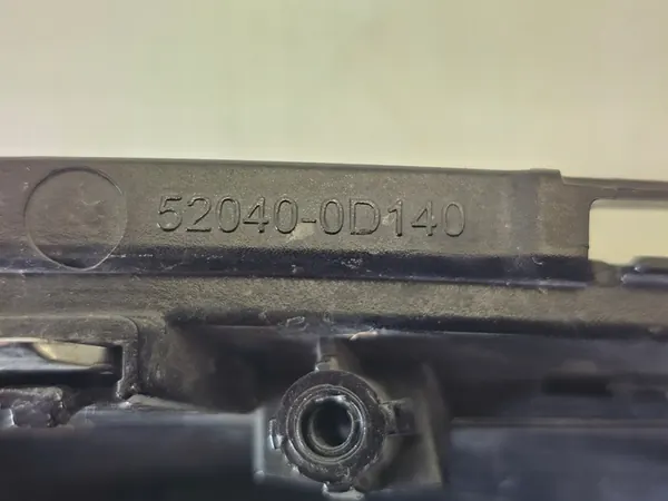 Griglia sinistra Toyota Yaris III Lift 2018 image 9