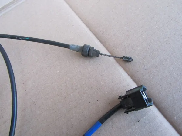Nissan OE motorkapslot OEM cięgno pokrywy silnika rygiel k13 iv fl image 5