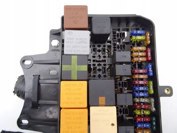 Caixa de Fusíveis Tata Indica Vista II 1.4 DRC87811 image 3