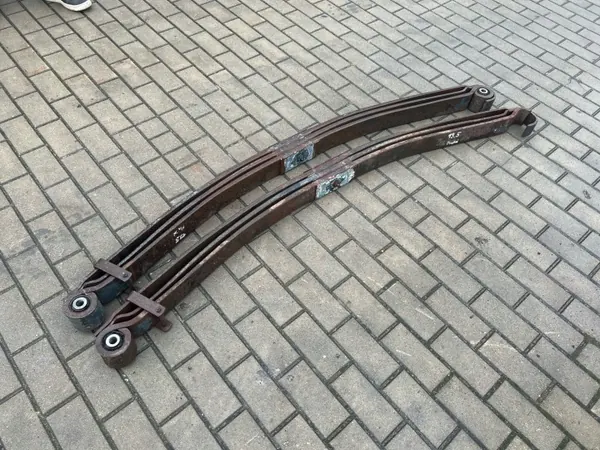 Ressort avant 3 lames Iveco Eurocargo 19.5 OEM image 2