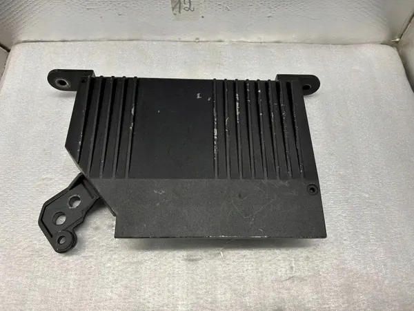 Radion Vahvistin OEM 31456856 Volvo XC90 XC60 image 2