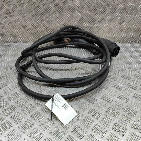 Battery Charging Cable VW ID.3 (E11) 4N0971675C image 2