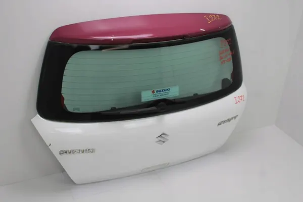 OEM 360213976 Hayon pour Suzuki Swift MK6 05-08R image 5