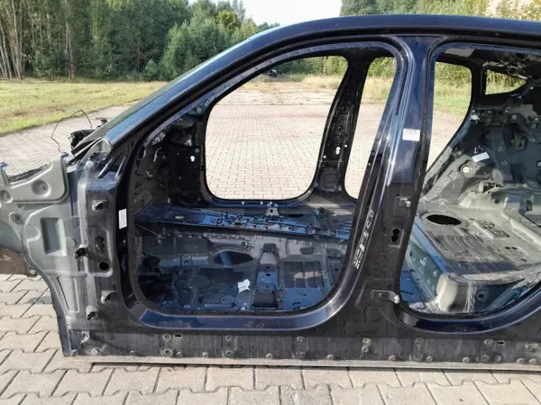 Soleira porta esquerda BMW X6 G06 OEM Lochow-311219- image 3