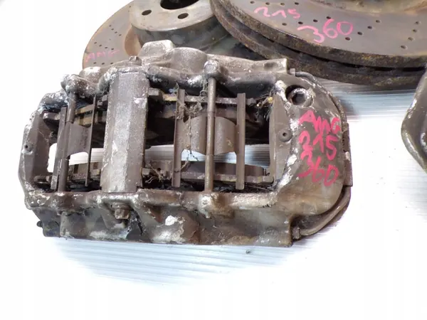 Frambromsok OEM Mercedes W215/W220 image 3