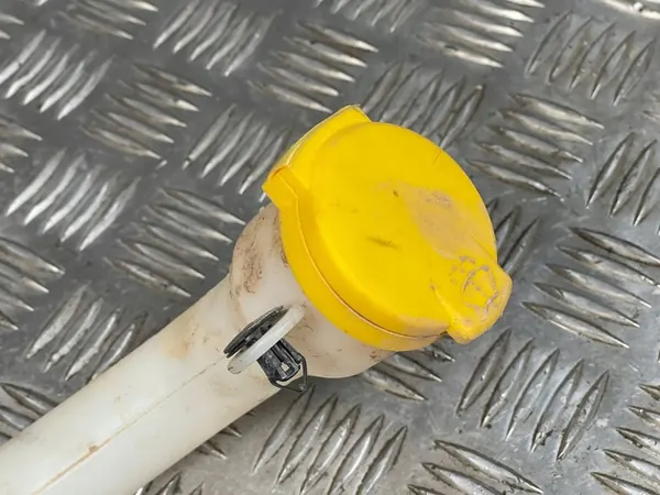 Renault Captur II 2023 Vloeistofinlaatpijp OEM 289159903R image 4