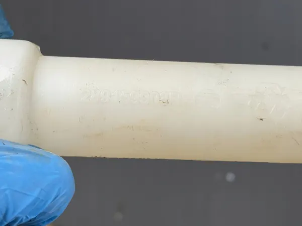 Renault Captur II 2023 Vloeistofinlaatpijp OEM 289159903R image 7