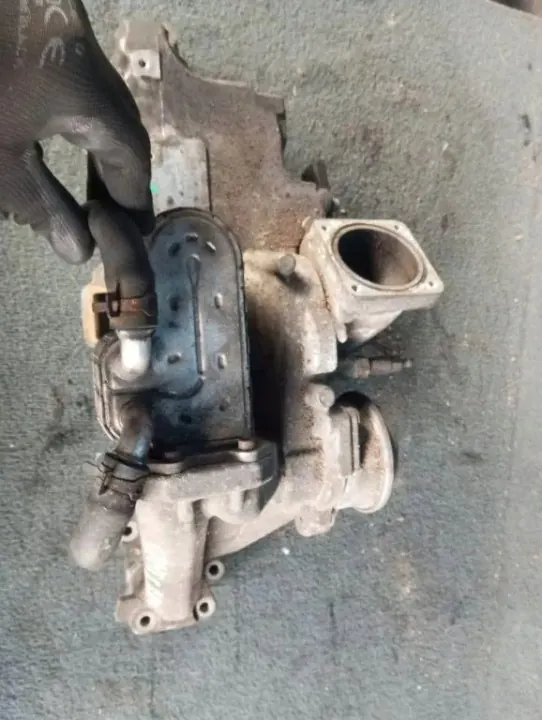 Insugningsgrenrör OEM 11042028F för Chrysler Grand Voyager image 2
