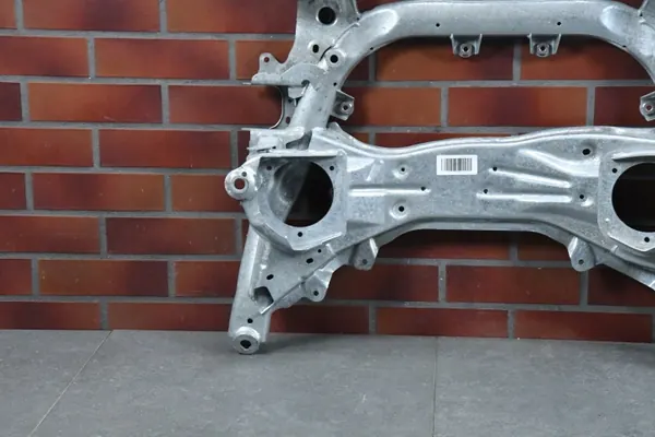 Traverse de suspension OEM 662358389 BMW Série 3/4 image 4