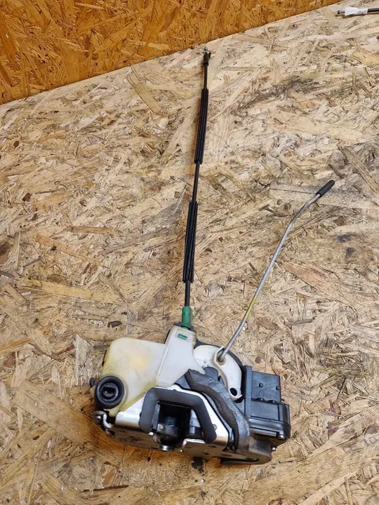 Rechtsseitiges Heckschloss Chevrolet Orlando 2012 image 2