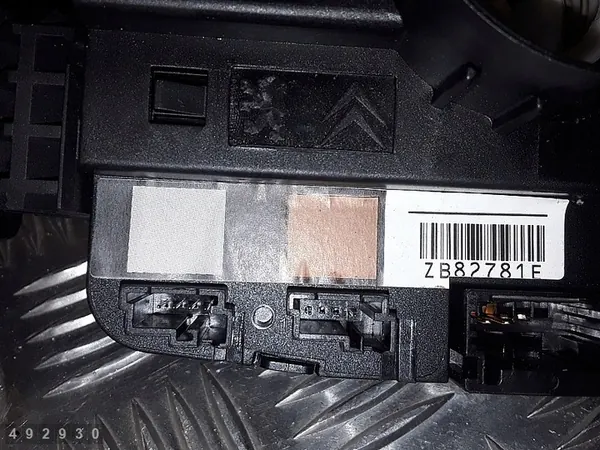 Brytare Peugeot 208 2014 98072680ZD image 4