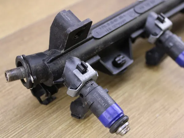 VW POLO SKODA FABIA SEAT IBIZA 1.4 16V Set Rail image 7