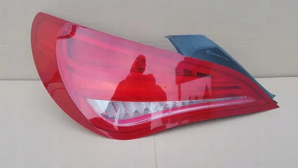 Luz trasera izquierda Mercedes W117 CLA LED A1179060301 image 2