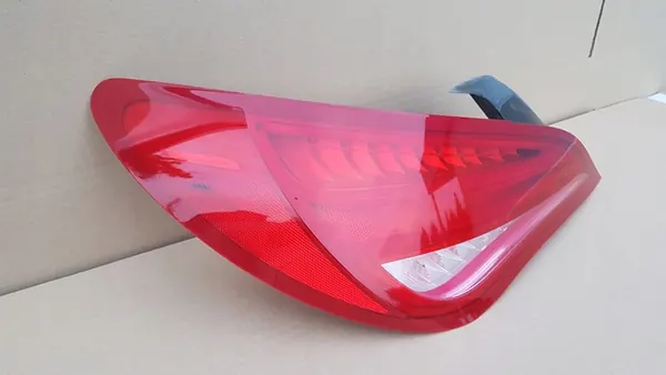 Luz trasera izquierda Mercedes W117 CLA LED A1179060301 image 3