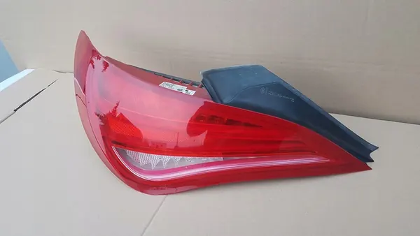 Luz trasera izquierda Mercedes W117 CLA LED A1179060301 image 9
