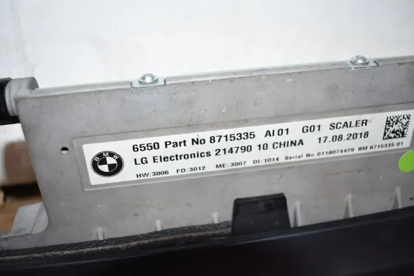 BMW Näyttöruutu OEM 8715335 555 - Käytetty image 5