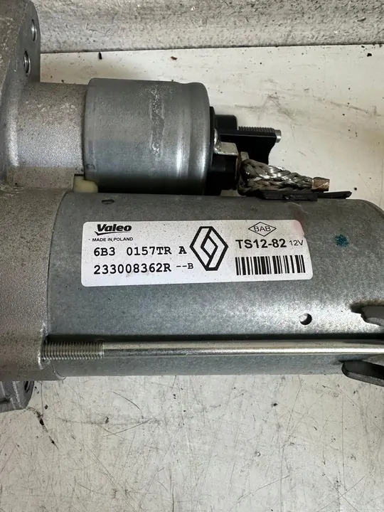 Arrancador RENAULT MEGANE IV 1.6 SCe 233008362R image 2
