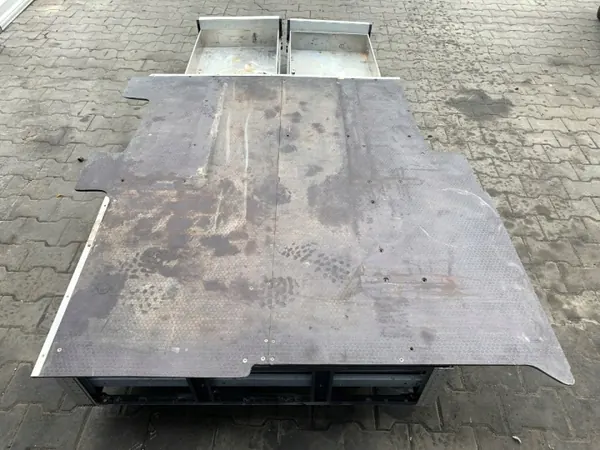 Gebruikt OEM LORK-1-114349 Carrosseriekit voor VW Caddy IV image 4