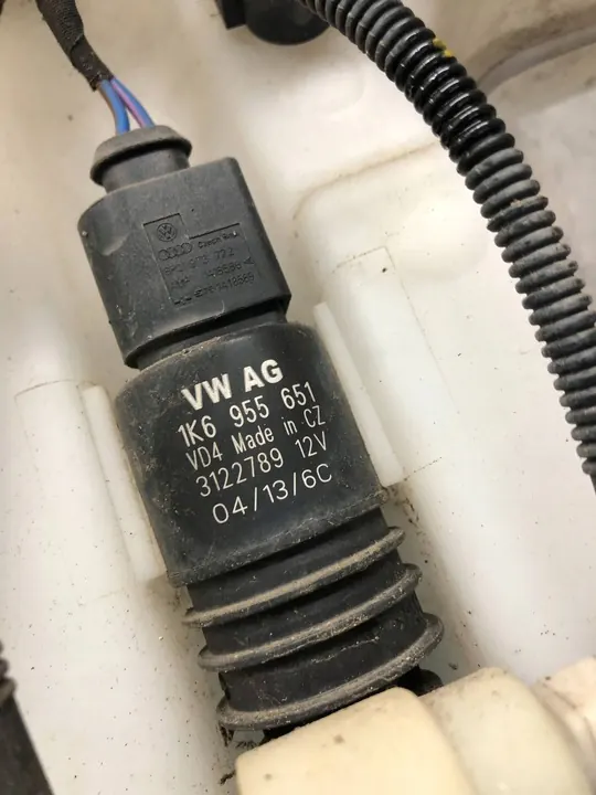 XENON Pyyhkijännestepullon A3 8V Hatchback image 4