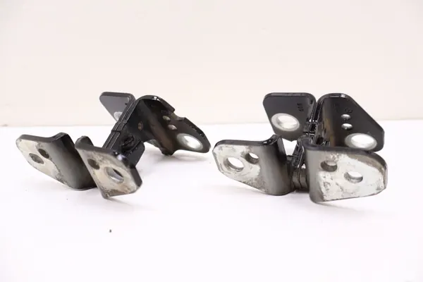 Jeep Grand Cherokee WL Dörrgångjärn Höger Bak OEM 1206091318 image 2