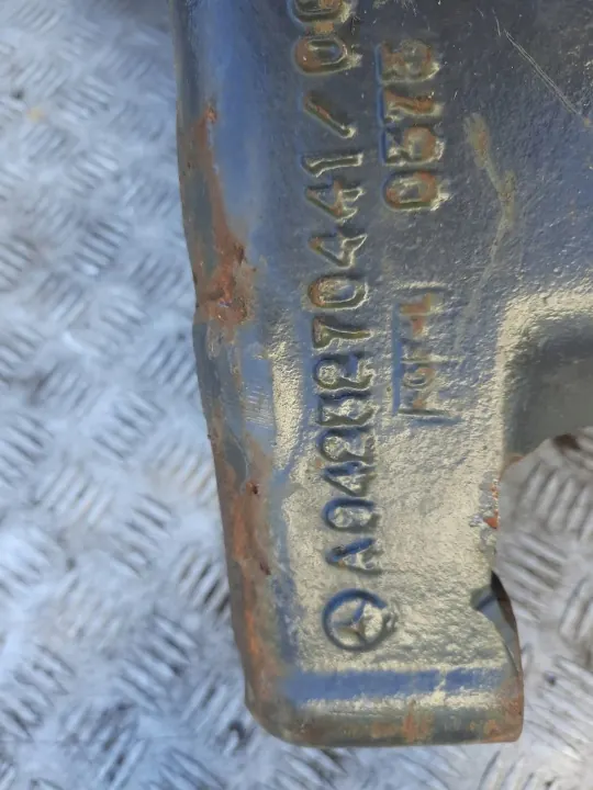 Soporte delantero OEM 00258874444 - Usado image 9