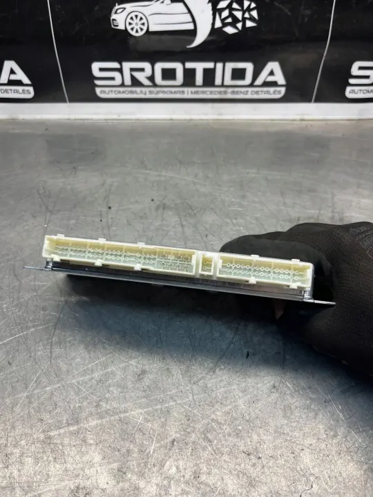 Módulo suspensión aire Mercedes-Benz ML W164 OEM A2515451732 image 3