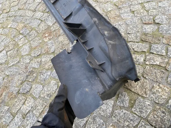 Entrée d'air direction Ford Focus MK3 OEM F1EB-8314-AB image 7