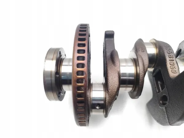 Vauxhall Corsa Veivaxel OEM 55561959 1.2L 16V image 3