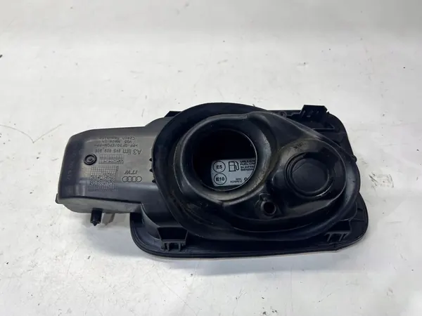 Bränsletanklock Audi A3 8V Sedan LY3U image 4