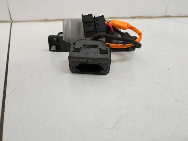 Onduleur Tension Skoda Octavia Mk3 OEM 3AA907155 image 3