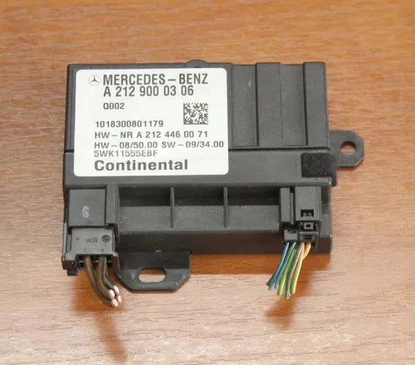 Module de commande pompe à carburant OEM A2129000306 image 2