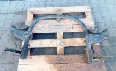 Poutre de fixation suspension cabine OEM 11 pour Mitsubishi Canter image 2