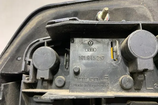 Vänster bakljus VW GOLF II 191945111A image 9