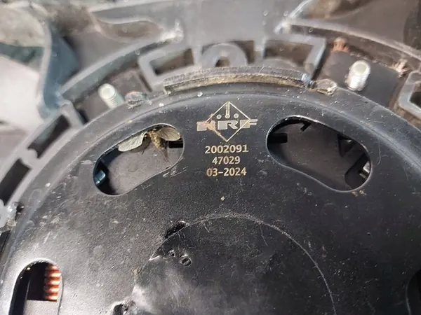 Elektrisk luftkonditioneringsfläkt BMW 5 E39 4PIN image 10