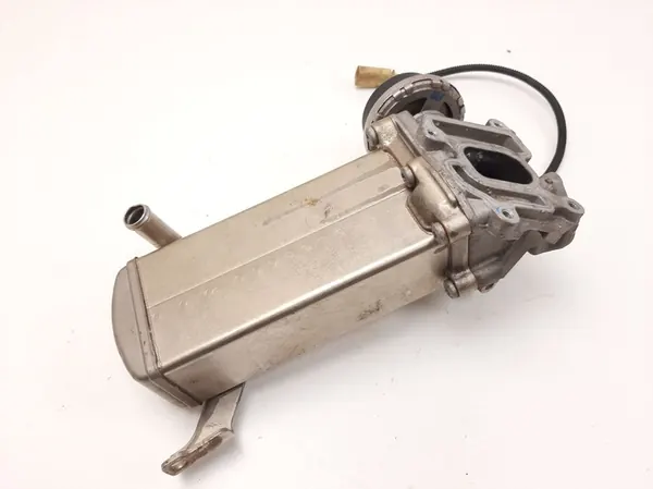 Audi A7 S7 4G 2017 EGR-Jäähdytin image 6