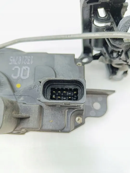 Opel Zafira Keyless Lås OE 13210745 image 8