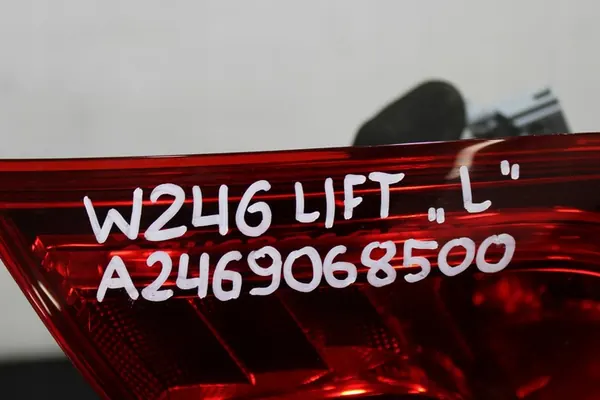 Linker achterkleplamp Mercedes B-Klasse W246 A2469068500 image 3