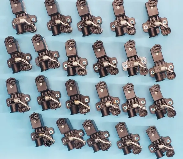 Vanne de ventilation ADBLUE 00166996 00185809 SCANIA MAN DAF image 4