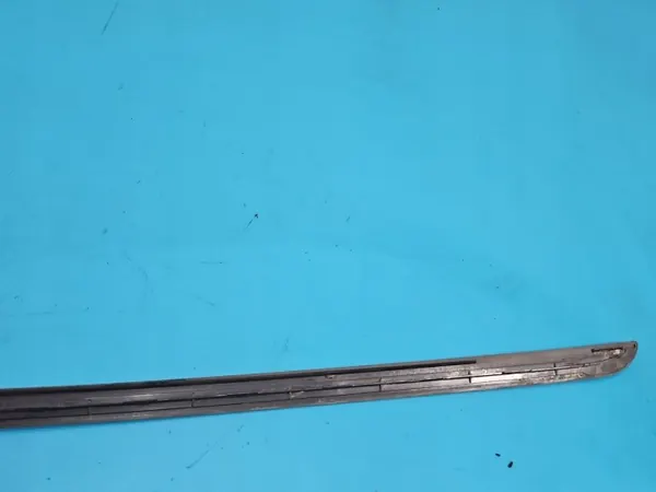 Voorruitrechter rechts OEM AV11-R03194-AD Ford image 6