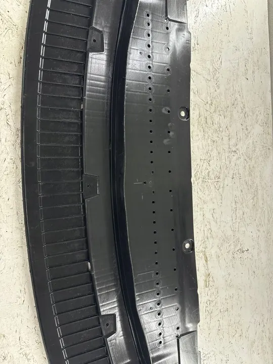 AUDI A7 4G 14- Stötfångarskydd 4G8807611D image 3