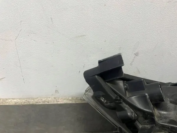 Oikea etu LED-ajovalo Nissan Juke I Lift 14-17 90097197 image 8