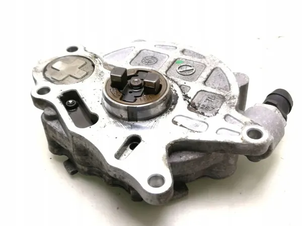 Tyhjiöpumppu OEM 03L145100C VW Golf VI Audi A3:lle image 2