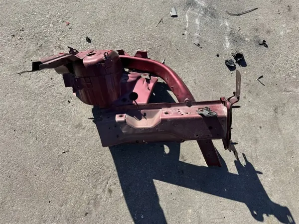 OEM MOCOWANIE ĆWIARTKA PODŁUŻNICA Dianteiro Esquerdo Ford Focus MK4 image 6