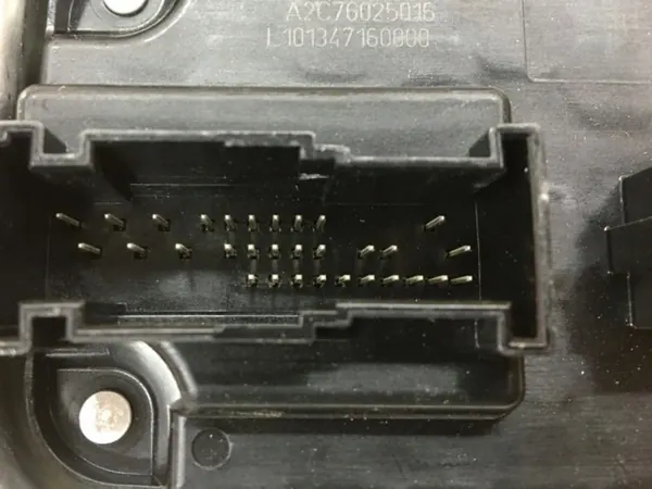 Módulo conversor LED Mercedes-Benz OEM A2239005120 image 3