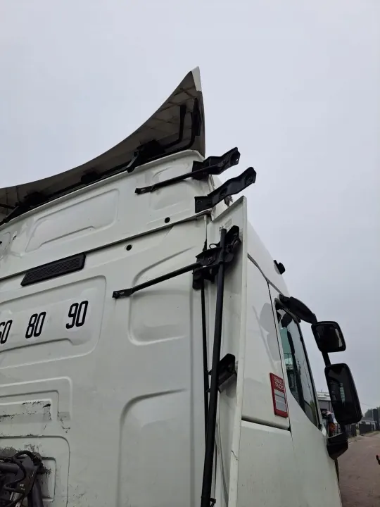 Esqueleto de Cabine Renault OE para Gama T Range Alto image 4