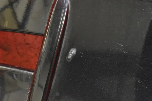 OEM 8A6J-44210-AEW Spoiler Ford Fiesta MK7:lle image 6