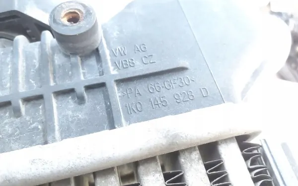 Intercooler Skoda Octavia Mk2 2008 1K0145928D image 6