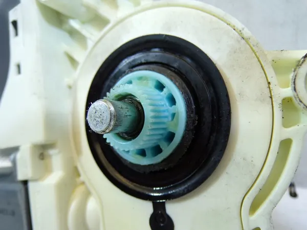 Voorste linker raammotor Volkswagen Passat B6 image 2